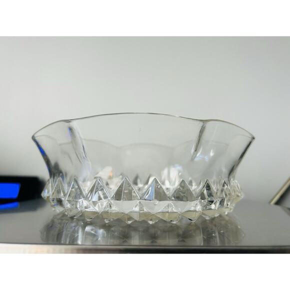 EAPG Bryce Bros Amazon Sawtooth Serving Bowl Scallop Rim Early American 1890's - Picture 4 of 16